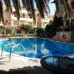 Pelli Ξενοδοχείο
