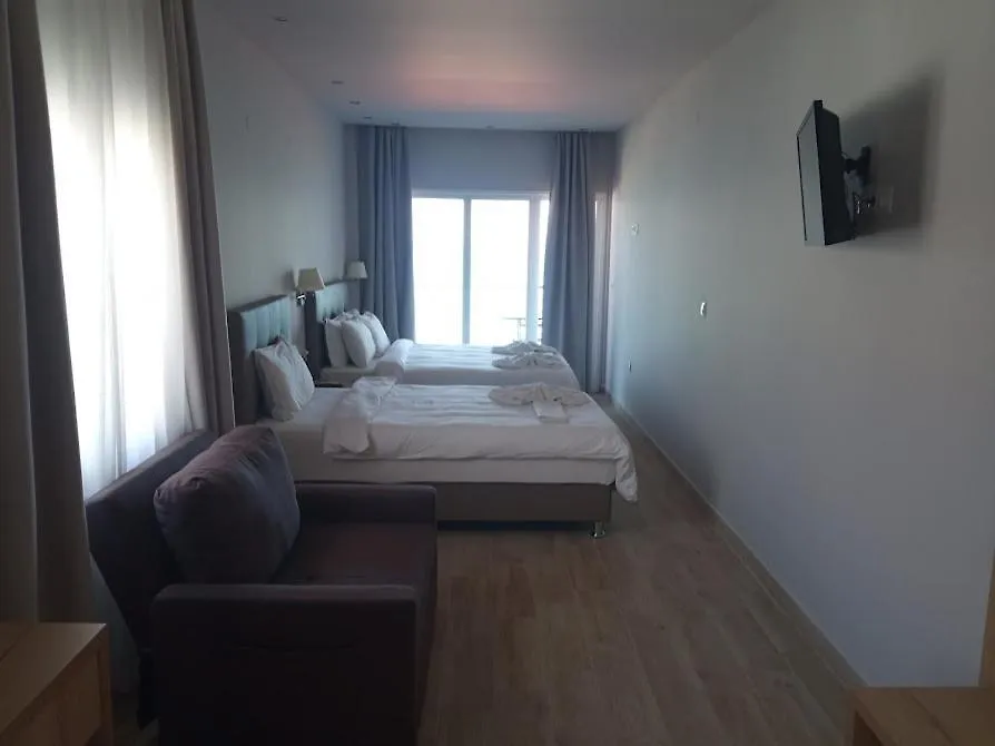 Horizon Aparthotel Πευκοχώρι 0*,